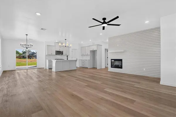 1920 Sage Valley TER, Yukon, OK 73099