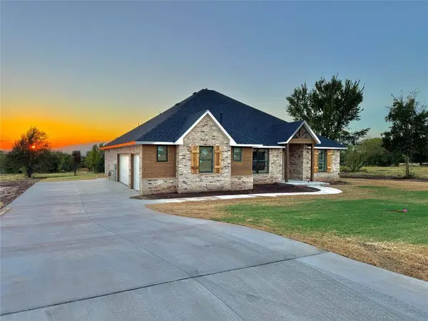 1953 Cattle DR, Guthrie, OK 73044