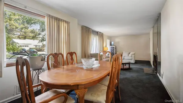 17 Kent RD, White Plains, NY 10603