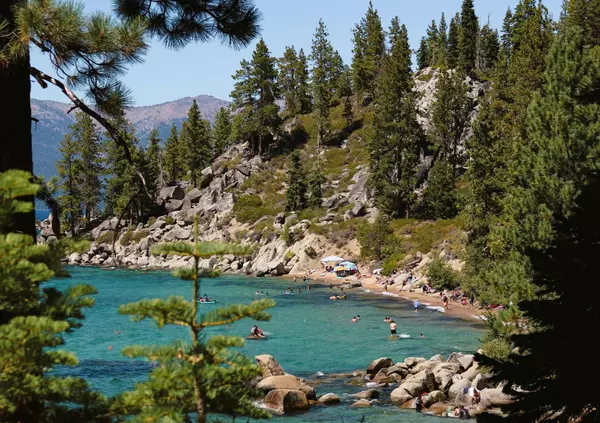 Glenbrook’s Fitness & Outdoor Recreation Lifestyle,Lisa Valentine