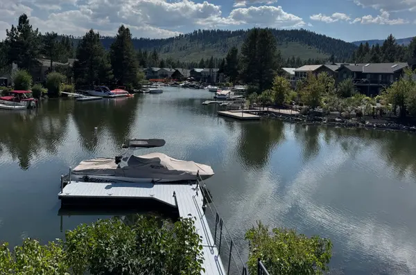 Choosing the Right Dock for Your Tahoe Keys Home,Lisa Valentine