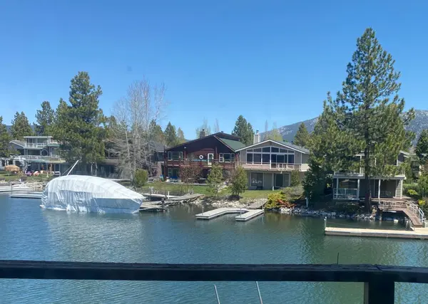 Tahoe Keys vs. Al Tahoe: Which Neighborhood Is Right for You?,Lisa Valentine