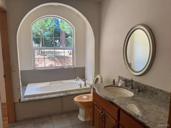 2698 Romer Boulevard, Pollock Pines, CA 95726