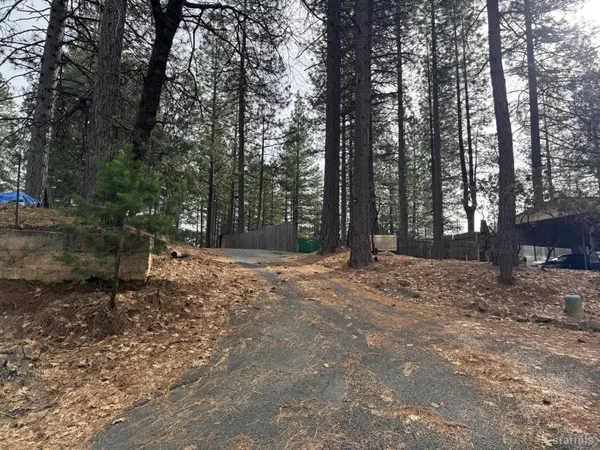 6001 Calico Court, Pollock Pines, CA 95726