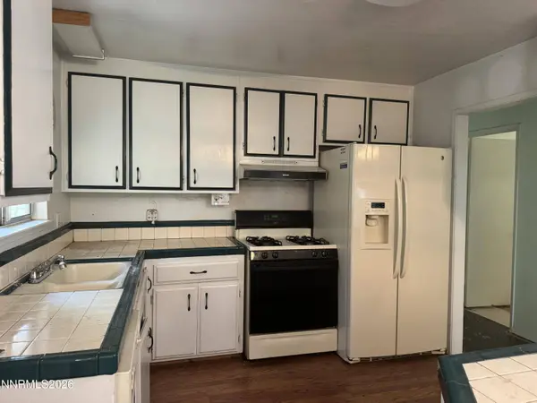6001 Calico CT, Pollock Pines, CA 95726