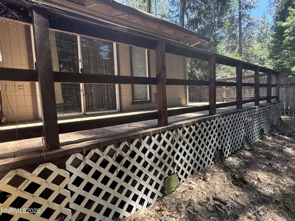 6001 Calico CT, Pollock Pines, CA 95726