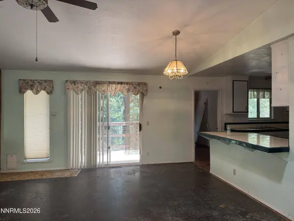 6001 Calico CT, Pollock Pines, CA 95726
