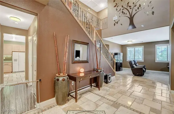 6409 Sea Swallow ST, North Las Vegas, NV 89084