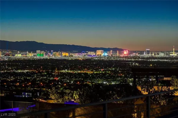 527 Serenity Point DR, Henderson, NV 89012