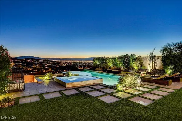 527 Serenity Point DR, Henderson, NV 89012