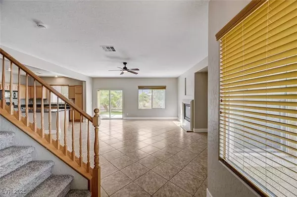 8241 Celina Hills ST, Las Vegas, NV 89131