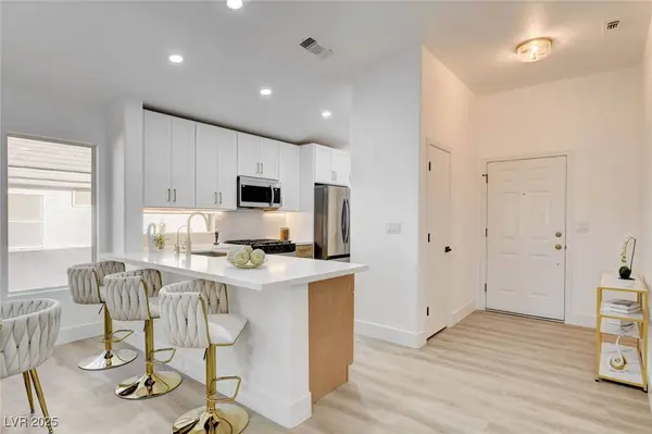 2142 High Mesa DR, Henderson, NV 89012