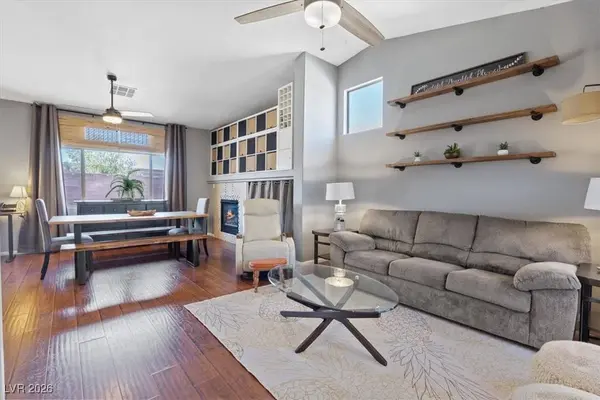 1100 Blitzen DR, Henderson, NV 89012