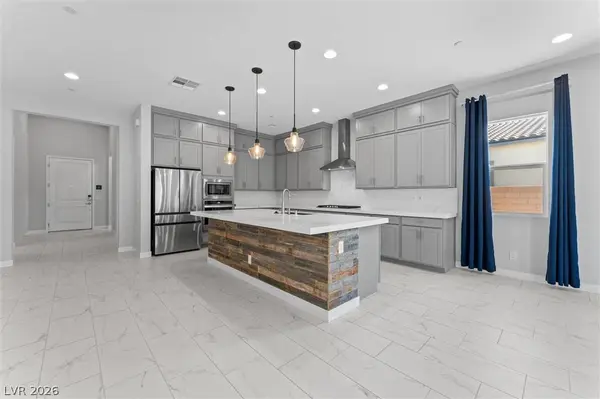 879 Klamath Springs ST, Henderson, NV 89011
