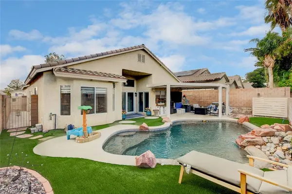 8284 Aurora Peak AVE, Las Vegas, NV 89131