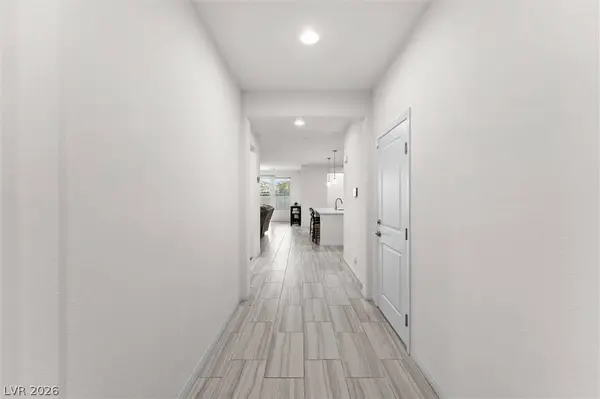 10765 Princeton Bluff LN, Las Vegas, NV 89129