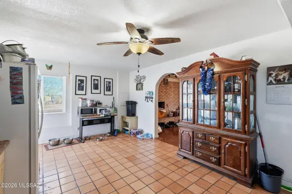 4044 E Dawson Rd, Sahuarita, AZ 85629