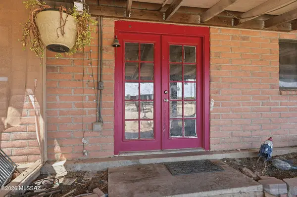 33652 S Rabbit Rd, Marana, AZ 85658