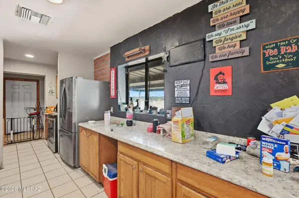 33652 S Rabbit Rd, Marana, AZ 85658