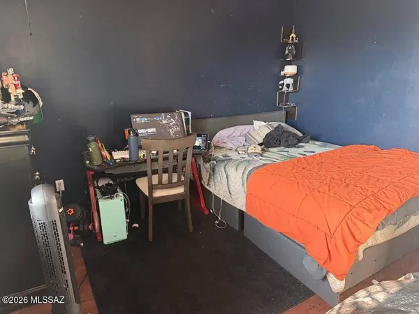 34360 S Miner Rd, Red Rock, AZ 85145