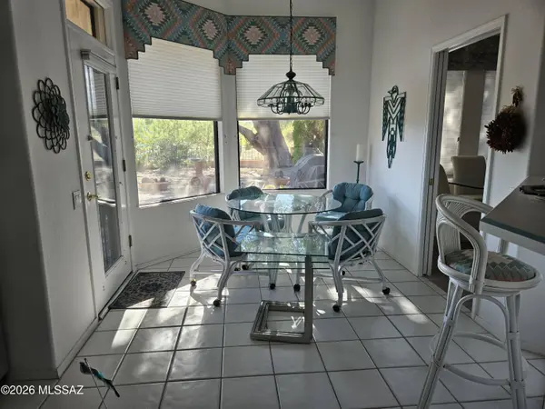 4490 S Golf Estates Dr, Green Valley, AZ 85622