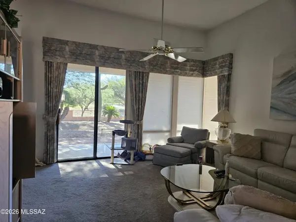 4490 S Golf Estates Dr, Green Valley, AZ 85622