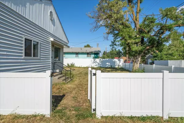 1306 W EUCLID Ave, Spokane, WA 99205