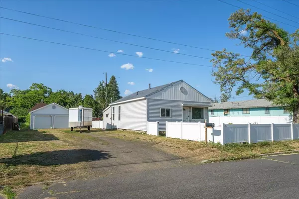 1306 W EUCLID Ave, Spokane, WA 99205