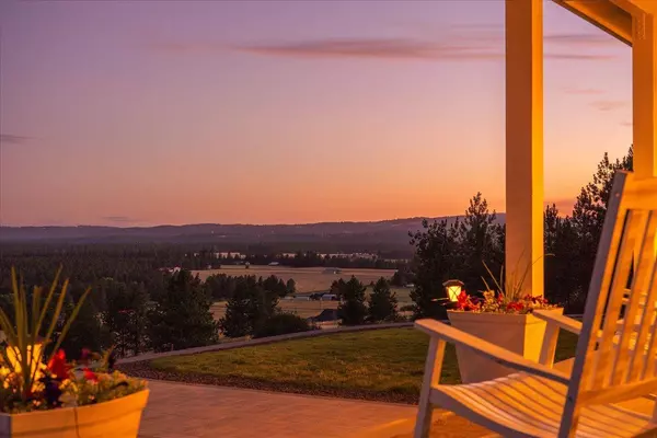 7011 E Big Meadows Rd, Chattaroy, WA 99003