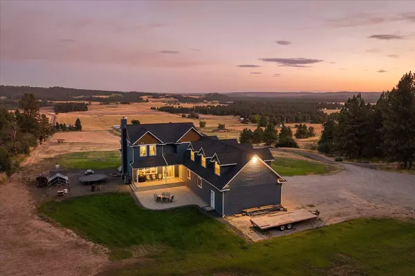 7011 E Big Meadows Rd, Chattaroy, WA 99003