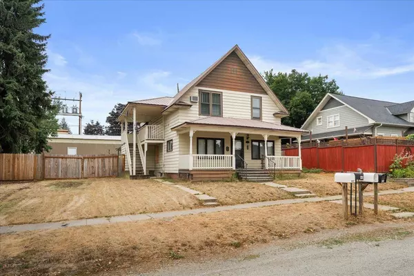 413 S Warren Ave, Newport, WA 99156