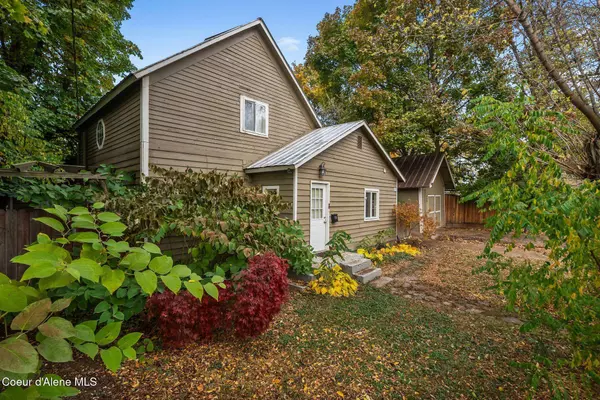 711 N Florence Ave, Sandpoint, ID 83864