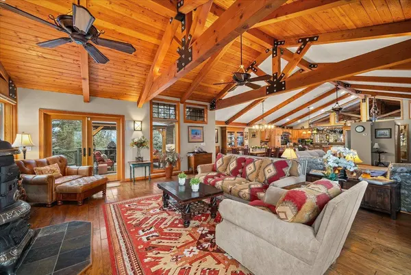 5555 W McKenzie Woolard Rd, Deer Park, WA 99006