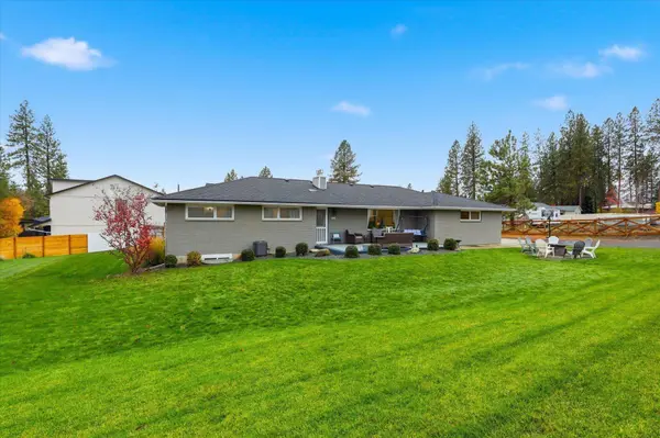 1007 E Farwell Rd, Spokane, WA 99208