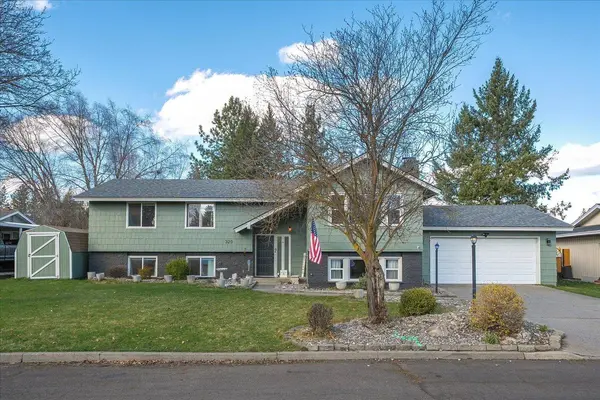 320 W Chatham Ct, Spokane, WA 99218
