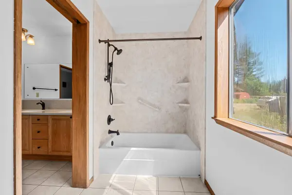 252 Davaz-Carlton Rd, Newport, WA 99156