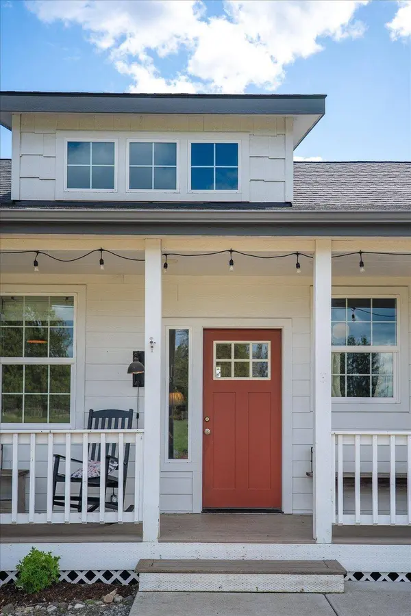 11918 E Nelson Rd, Elk, WA 99009