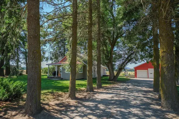 5056 S Wallbridge Rd, Deer Park, WA 99006