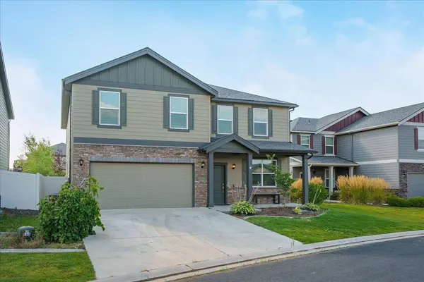 8006 S FRUITVALE Ln, Cheney, WA 99004