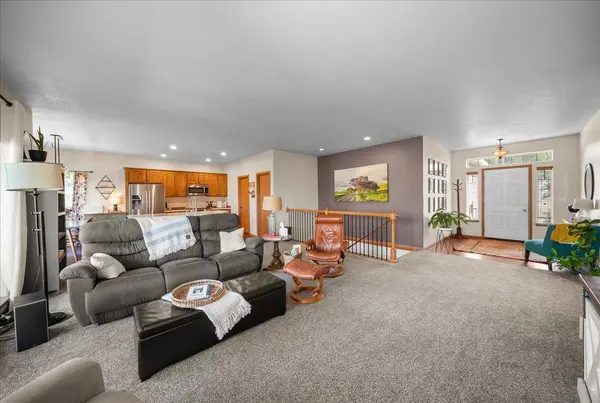 10107 N Wieber Rd, Spokane, WA 99208