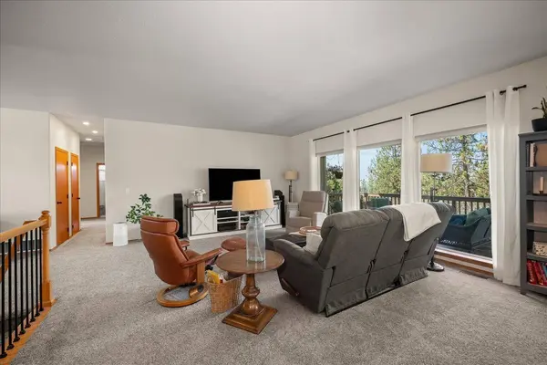 10107 N Wieber Rd, Spokane, WA 99208