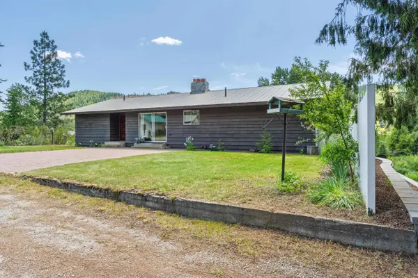 252 Davaz-Carlton Rd, Newport, WA 99156