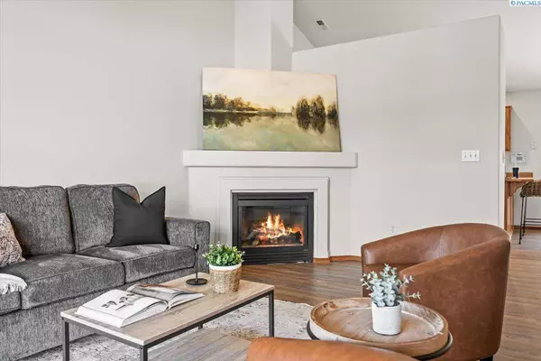 2418 S Arthur Ct., Kennewick, WA 99338