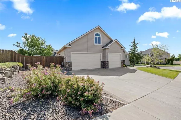 100 S Nevada St., Kennewick, WA 99336
