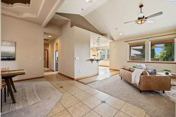 100 S Nevada St., Kennewick, WA 99336