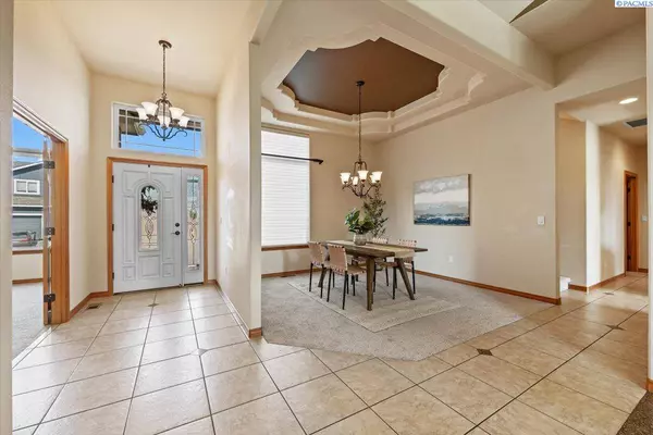 100 S Nevada St., Kennewick, WA 99336