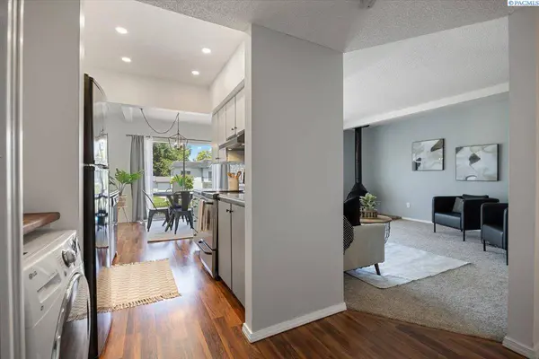 2401 W Canal Drive 7-D, Kennewick, WA 99336