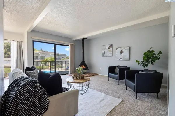 2401 W Canal Drive 7-D, Kennewick, WA 99336