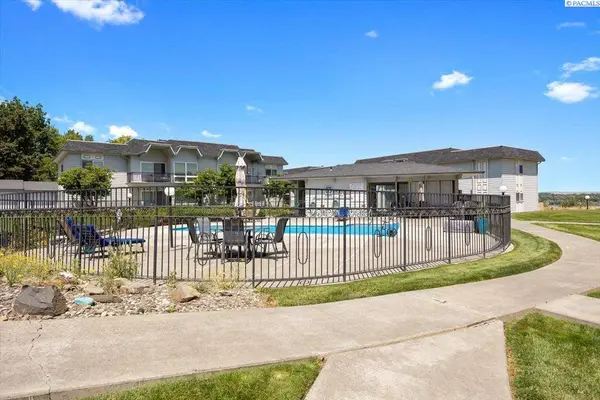 2401 W Canal Drive 7-D, Kennewick, WA 99336