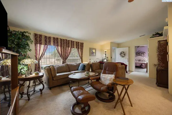 59104 E Main Pr Se, Benton City, WA 99320